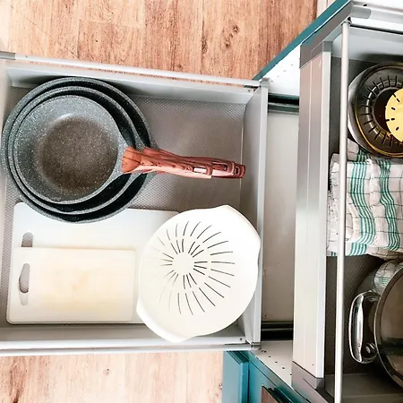 For 6 Persons In Paris